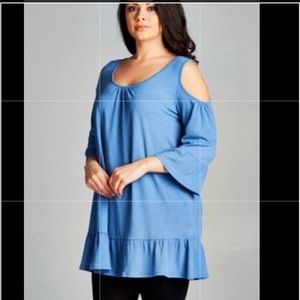 Gorgeous blue cold shoulder tunic! PLUS!!
